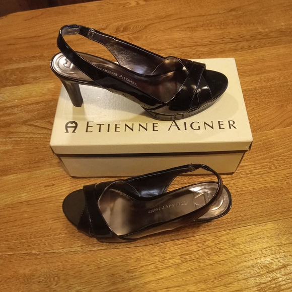 Eitienne Aigner Shiny Black Open-Toe Heeled Sandals Size 7.5 - Picture 5 of 11